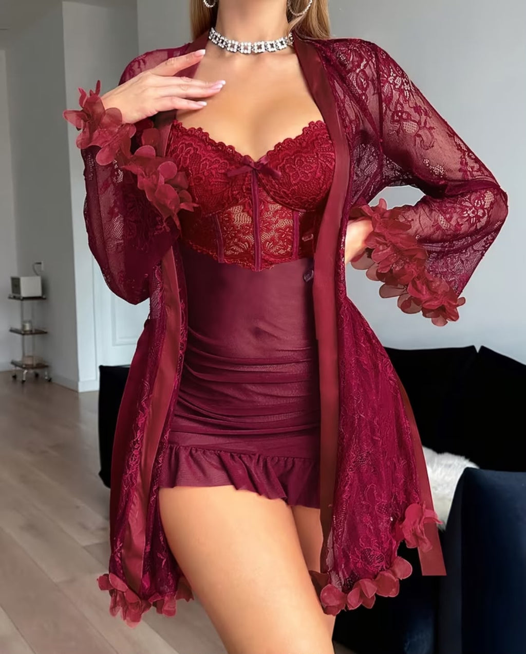 Ensemble de Nuit Femme 2 Pièces – Nuisette Sexy en Dentelle et Robe Transparente avec Nœud Satiné, Manches Longues et Finition Florale